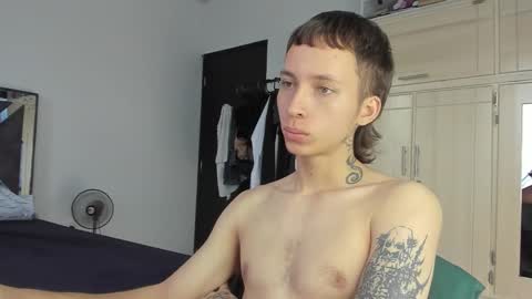 Xam online show from January 8, 2:12 pm