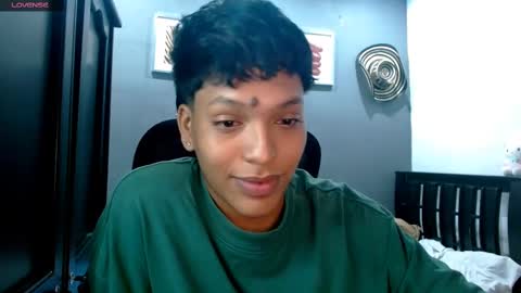 Snapshot of xander_bonnet1 chatting on January 18, 10:28 pm Xander bonnet online show from January 18, 10:28 pm
