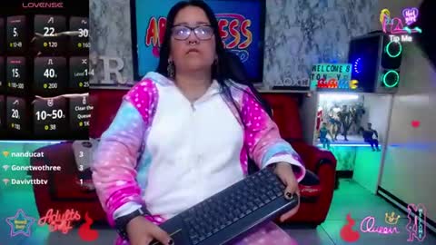 xander_taylor_ online show from June 20, 9:15 am