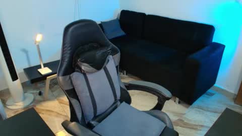 Xanderstone online show from March 19, 5:29 pm