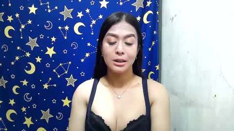 Snapshot of xasianbigcumx chatting on March 5, 10:21 pm xasianbigcumx online show from March 5, 10:21 pm