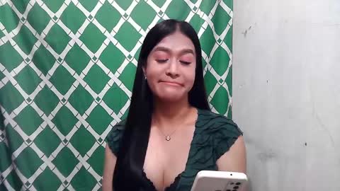 Snapshot of xasianbigcumx chatting on February 16, 2:09 am xasianbigcumx online show from February 16, 2:09 am