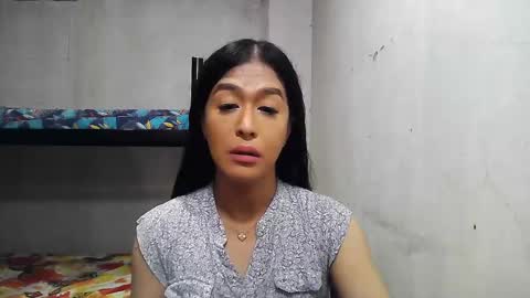 Snapshot of xasianbigcumx chatting on December 6, 2:08 am xasianbigcumx online show from December 6, 2:08 am