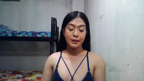 Snapshot of xasianbigcumx chatting on December 10, 6:33 am xasianbigcumx online show from December 10, 6:33 am