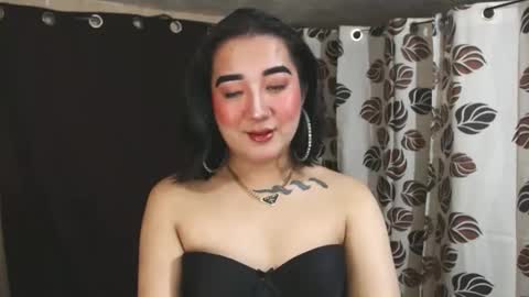 Snapshot of xasianempressx chatting on January 21, 8:21 pm Nira NOT INTO CHEAP GUYS online show from January 21, 8:21 pm