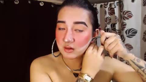 Snapshot of xasianempressx chatting on January 5, 5:51 pm Nira NOT INTO CHEAP GUYS online show from January 5, 5:51 pm