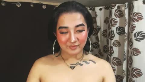Snapshot of xasianempressx chatting on January 9, 9:26 pm Nira NOT INTO CHEAP GUYS online show from January 9, 9:26 pm