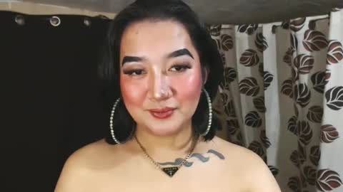 Snapshot of xasianempressx chatting on February 3, 10:54 pm Nira NOT INTO CHEAP GUYS online show from February 3, 10:54 pm