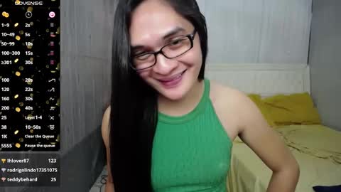 Snapshot of xasiantrnaslover chatting on December 25, 7:35 am xasiantrnaslover online show from December 25, 7:35 am