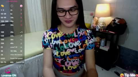 xasiantrnaslover online show from December 15, 1:56 am