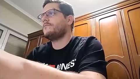 xavi5432 online show from October 4, 6:06 pm