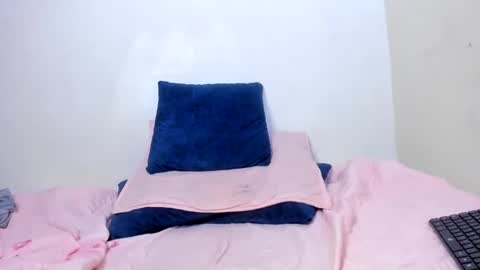 sebas online show from September 17, 11:19 pm