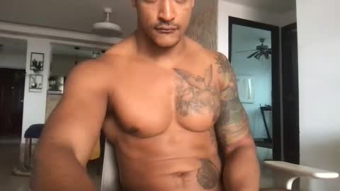Snapshot of xavii31 chatting on February 23, 6:01 pm xavii31 online show from February 23, 6:01 pm