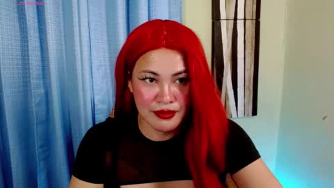 Snapshot of xcalisthra_69x chatting on October 23, 4:52 pm Godess Lucy online show from October 23, 4:52 pm
