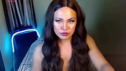 Godess  Lucy online show from December 2, 9:57 pm