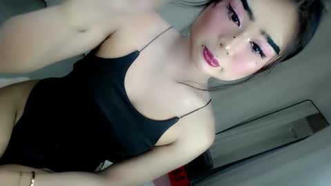 kianna online show from May 17, 9:57 pm