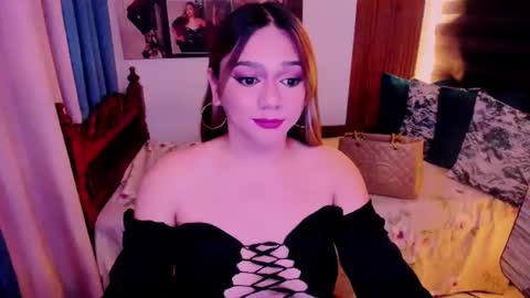 Snapshot of xdirtymistressx chatting on March 11, 10:40 am XDirtymistressX online show from March 11, 10:40 am