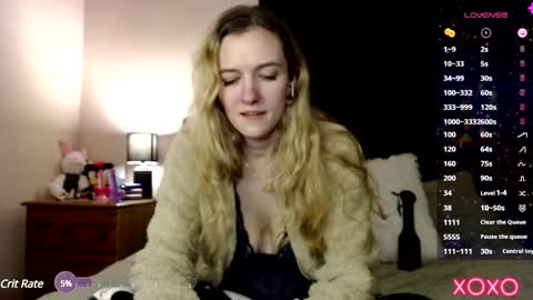 Snapshot of xelliee_rosex chatting on January 25, 11:34 am EllieeRose online show from January 25, 11:34 am
