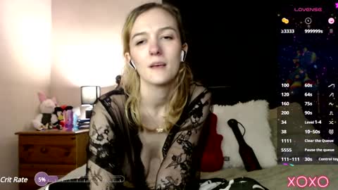 Snapshot of xelliee_rosex chatting on January 28, 5:54 am EllieeRose online show from January 28, 5:54 am