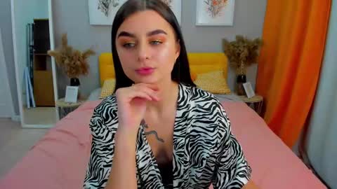 Emma online show from February 23, 4:35 pm