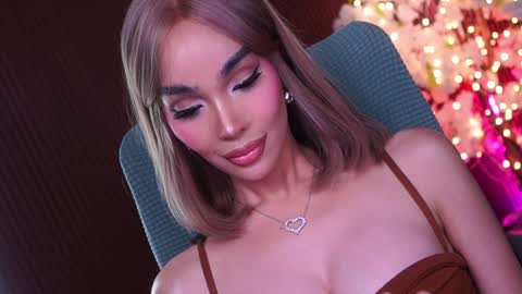 Anne online show from February 28, 5:44 am