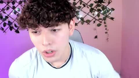 xhan online show from May 3, 8:59 pm