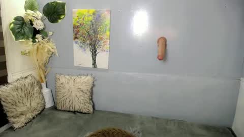 Snapshot of xhugejerkingtransx chatting on March 9, 12:00 am GWEN THOMPSON ....... online show from March 9, 12:00 am