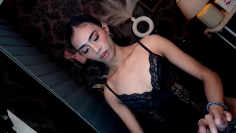 ur new addiction is here online show from September 30, 9:09 am