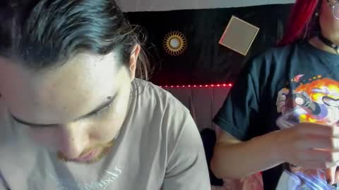 xialee and Lio online show from February 15, 9:05 am