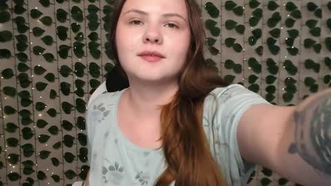 Lina online show from February 7, 7:50 am