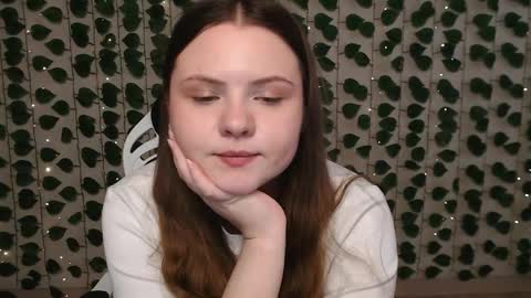 Lina online show from February 1, 7:15 am