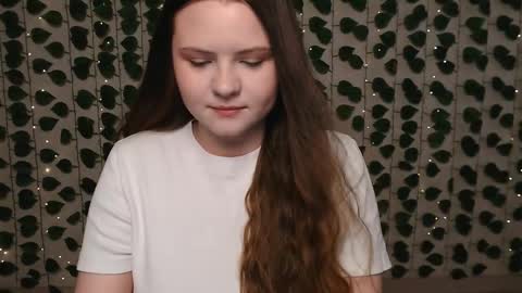 Lina online show from February 1, 4:03 am