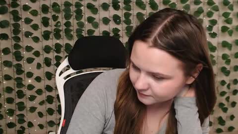 Lina online show from February 6, 10:14 am