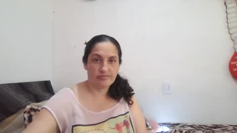 Snapshot of xime5144838 chatting on February 15, 10:10 pm Ximena online show from February 15, 10:10 pm