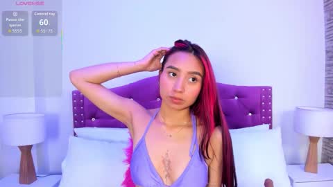 Snapshot of ximena_vasquez8 chatting on September 9, 3:17 am Xime online show from September 9, 3:17 am