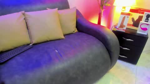 ximenasalazar online show from March 6, 10:52 am