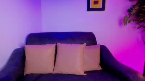 ximenasalazar online show from March 7, 11:07 am