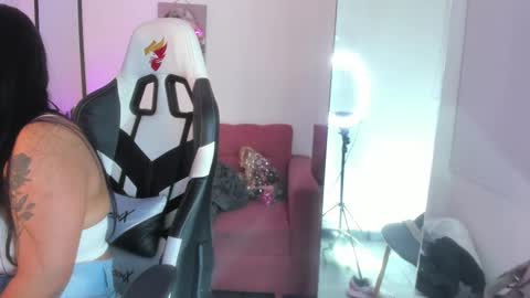 xiomara_as online show from February 18, 2:22 am