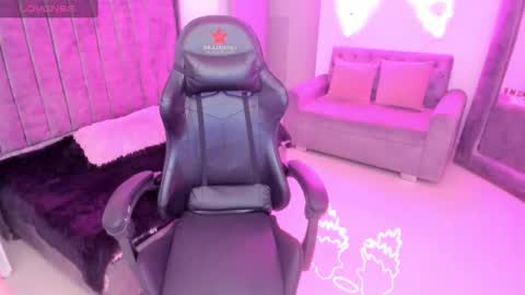 xiomara_cortes online show from October 9, 7:41 pm