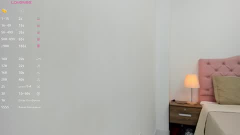 Xiomy online show from September 18, 1:37 pm