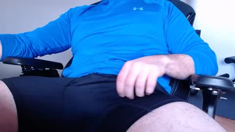 Snapshot of xitaliansausage69x chatting on February 17, 6:06 pm Italian Sausage online show from February 17, 6:06 pm