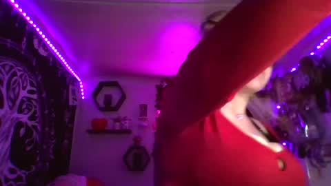 xkittymeowz online show from April 24, 7:32 am