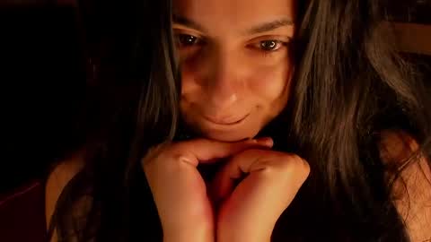 Lara online show from May 24, 9:32 pm