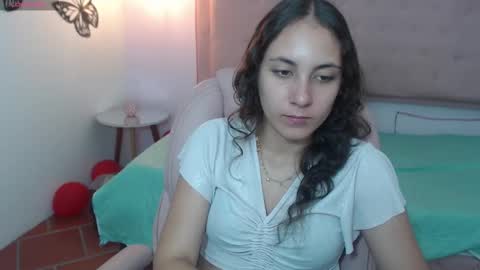 Snapshot of xlunna chatting on February 22, 7:47 pm lunna online show from February 22, 7:47 pm