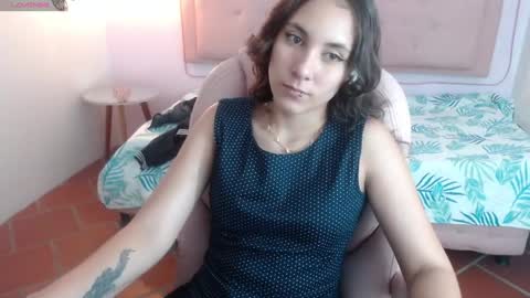 Snapshot of xlunna chatting on February 8, 8:42 pm lunna online show from February 8, 8:42 pm
