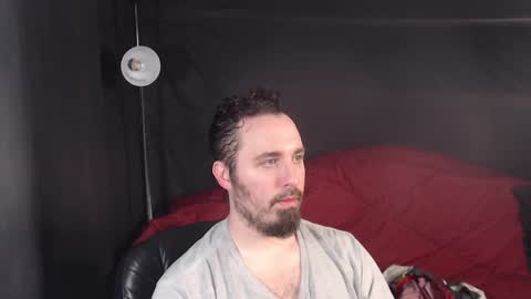 Snapshot of xmetalstudx chatting on February 26, 10:04 pm MetalstudMaster online show from February 26, 10:04 pm