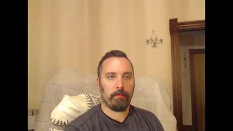 Snapshot of xmetalstudx chatting on September 10, 2:34 am MetalstudMaster online show from September 10, 2:34 am