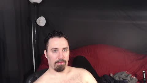Snapshot of xmetalstudx chatting on January 29, 12:43 am MetalstudMaster online show from January 29, 12:43 am