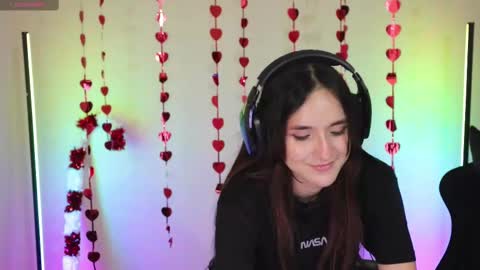 MiaLozano online show from February 22, 7:45 am
