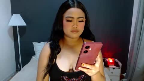 Snapshot of xmisterious_couplex chatting on December 17, 4:01 am jane online show from December 17, 4:01 am